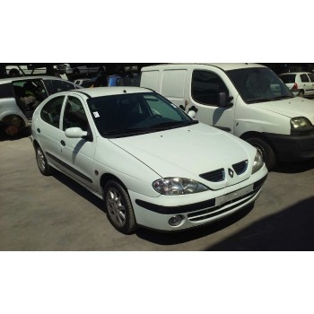 renault megane i fase 2 berlina (ba0) del año 2000