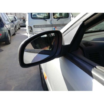 opel vectra c berlina del año 2002