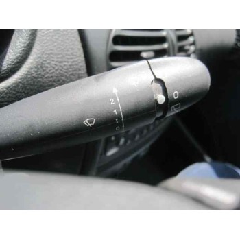 peugeot 206 berlina del año 2002