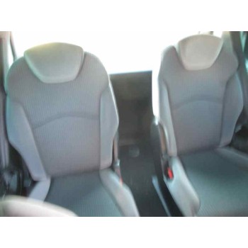 peugeot 807 del año 2012