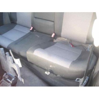 volkswagen golf iv berlina (1j1) del año 2001