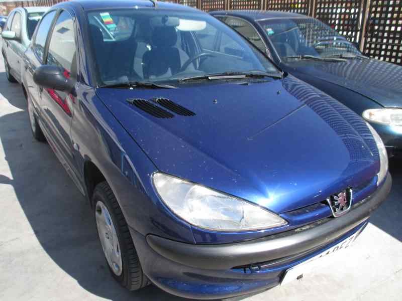 peugeot 206 berlina del año 2001