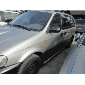 kia carnival del año 2001