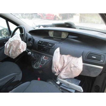 peugeot 807 del año 2012