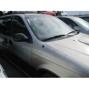 kia carnival del año 2001