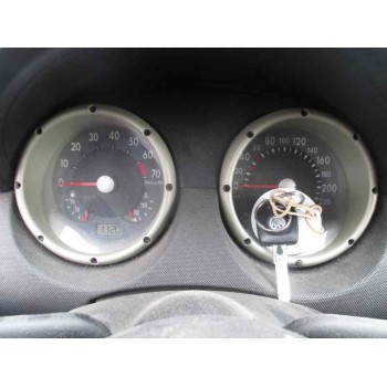 volkswagen polo berlina (6n2) del año 2000