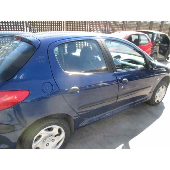 peugeot 206 berlina del año 2001