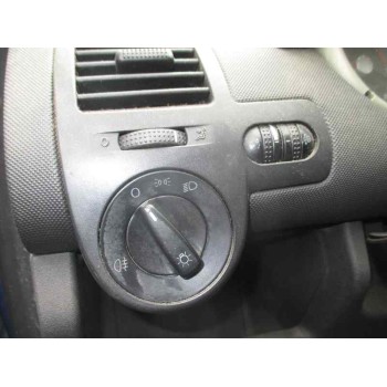 volkswagen polo berlina (6n2) del año 2000