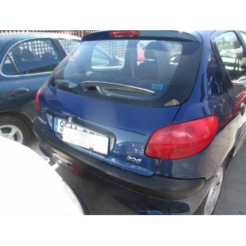 peugeot 206 berlina del año 2001