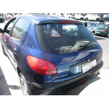 peugeot 206 berlina del año 2001