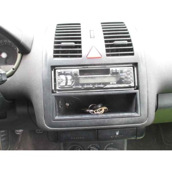 volkswagen polo berlina (6n2) del año 2000