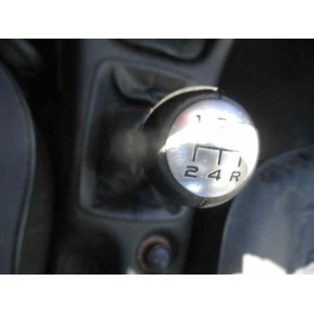 peugeot 206 berlina del año 2001