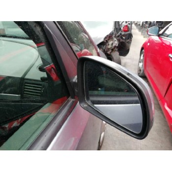 opel meriva del año 2004