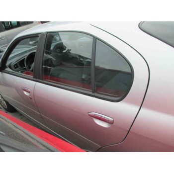 nissan primera berlina (p11) del año 2002