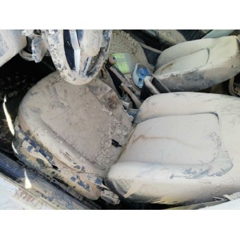 seat ibiza (6j5) del año 2010