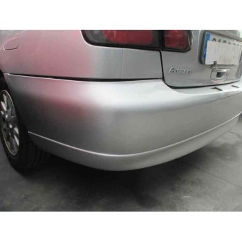 nissan primera berlina (p11) del año 2002