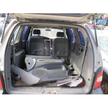 kia carnival del año 2001