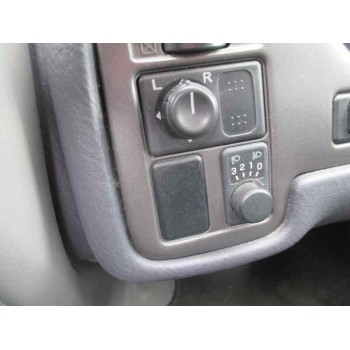 nissan primera berlina (p11) del año 2002