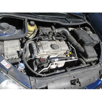 peugeot 206 berlina del año 2001