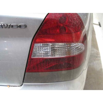 daewoo nubira berlina del año 2002