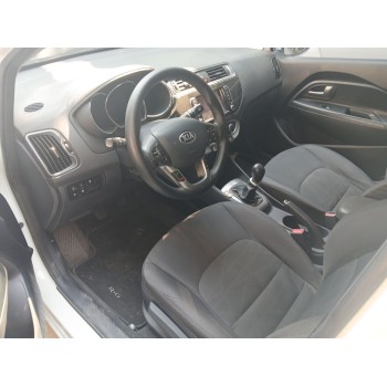 kia rio iii (ub) del año 2015
