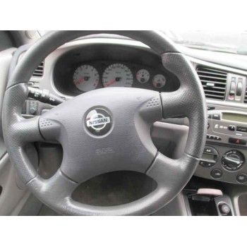 nissan primera berlina (p11) del año 2002