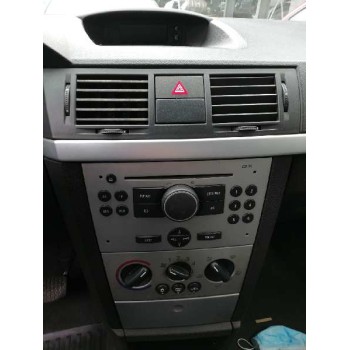 opel meriva del año 2004