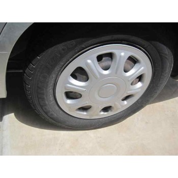 daewoo nubira berlina del año 2002