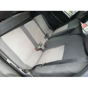 opel meriva del año 2004