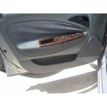 daewoo nubira berlina del año 2002