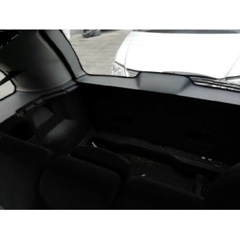 opel meriva del año 2004