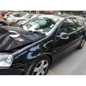 volkswagen golf v berlina (1k1) del año 2008