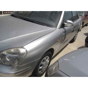 daewoo nubira berlina del año 2002