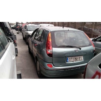nissan almera tino (v10m) del año 2001