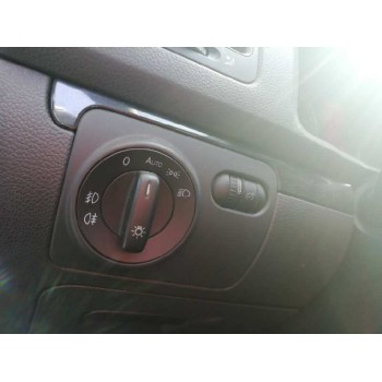 volkswagen golf v berlina (1k1) del año 2008