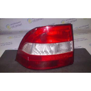 PILOTO TRASERO IZQUIERDO 4P 1ª SERIE