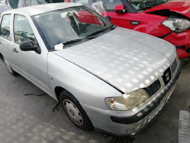 seat cordoba berlina (6k2) del año 2001