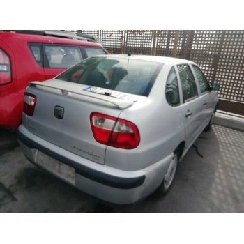 seat cordoba berlina (6k2) del año 2001