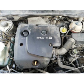 seat cordoba berlina (6k2) del año 2001