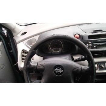 nissan almera tino (v10m) del año 2001