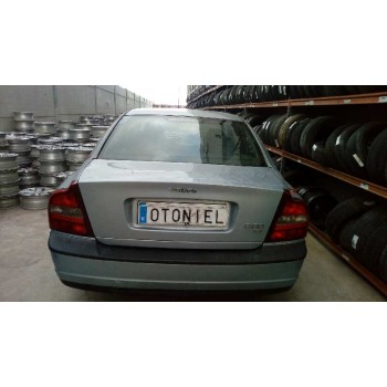 volvo s80 berlina del año 2000
