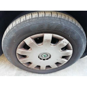 skoda octavia berlina (1u2) del año 2003