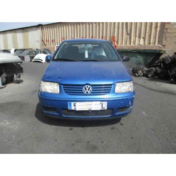 VOLKSWAGEN POLO BERLINA (6N2)