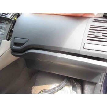 toyota auris del año 2007