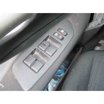 toyota auris del año 2007