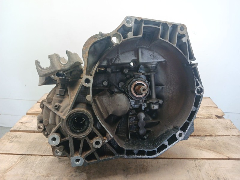 Recambio de caja cambios para fiat linea (323_, 110_) 1.3 d multijet (323axb1a) referencia OEM IAM   