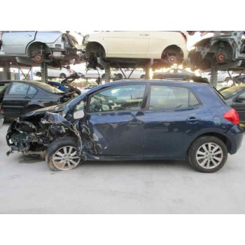 toyota auris del año 2007