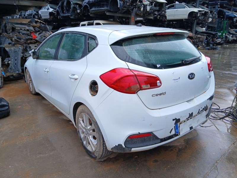 KIA CEE'D (JD)