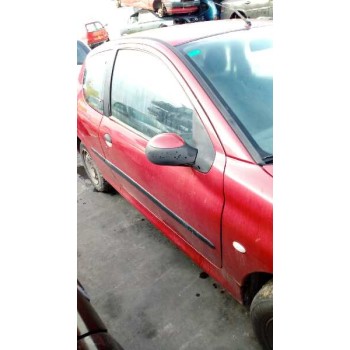 peugeot 206 berlina del año 1999