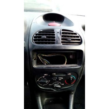 peugeot 206 berlina del año 1999